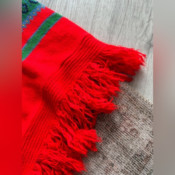 Vintage Fringe Mock Neck Knit Poncho/Cape- Canadian Made - Red/Green - Picture 2 of 7